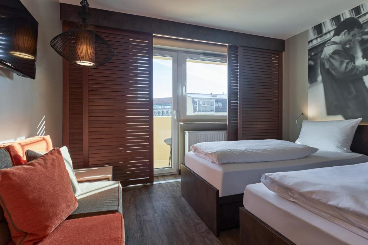 Single Room Courtyard View